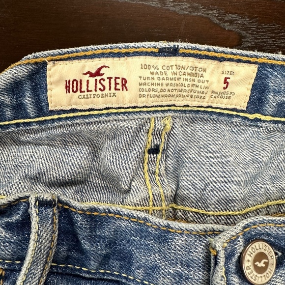 *HOLLISTER* Junior's Light Wash Denim Bermuda Shorts Size 5 - Picture 5 of 6